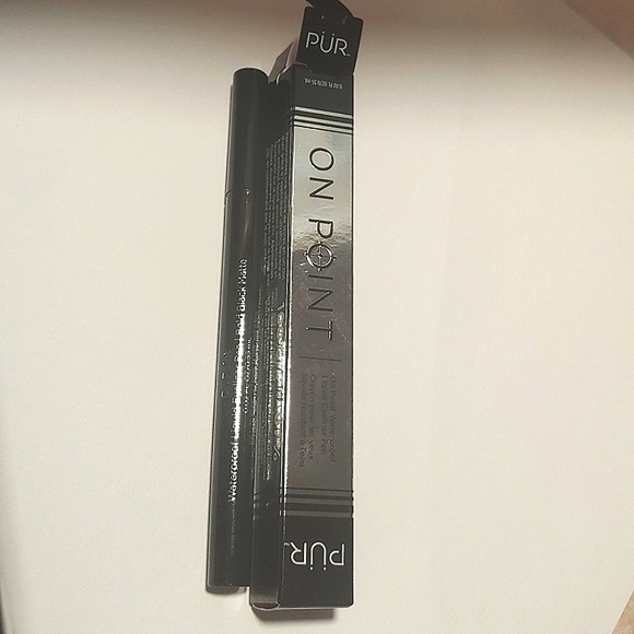 On Point Waterproof Liquid Eyeliner Pen PUR Cosmetics - Picture 1 of 3